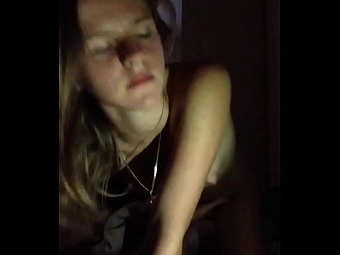❤️ Dievča masturbuje a vyvrcholí Šukanie na nás